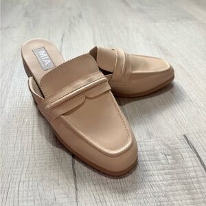 MIA Women's Beige Loafers